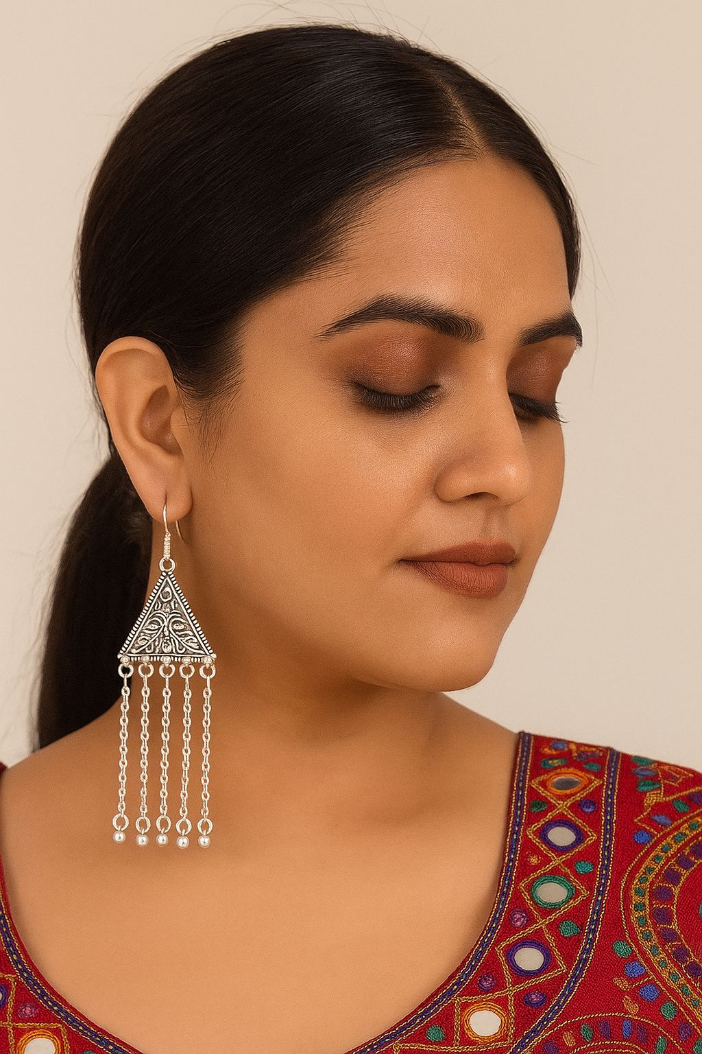 Silver Triangular Strings Jhumkha