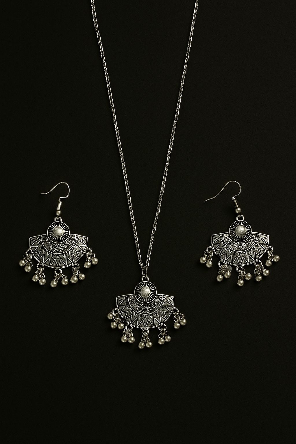 Sun Radiance Antique Silver Necklace Set