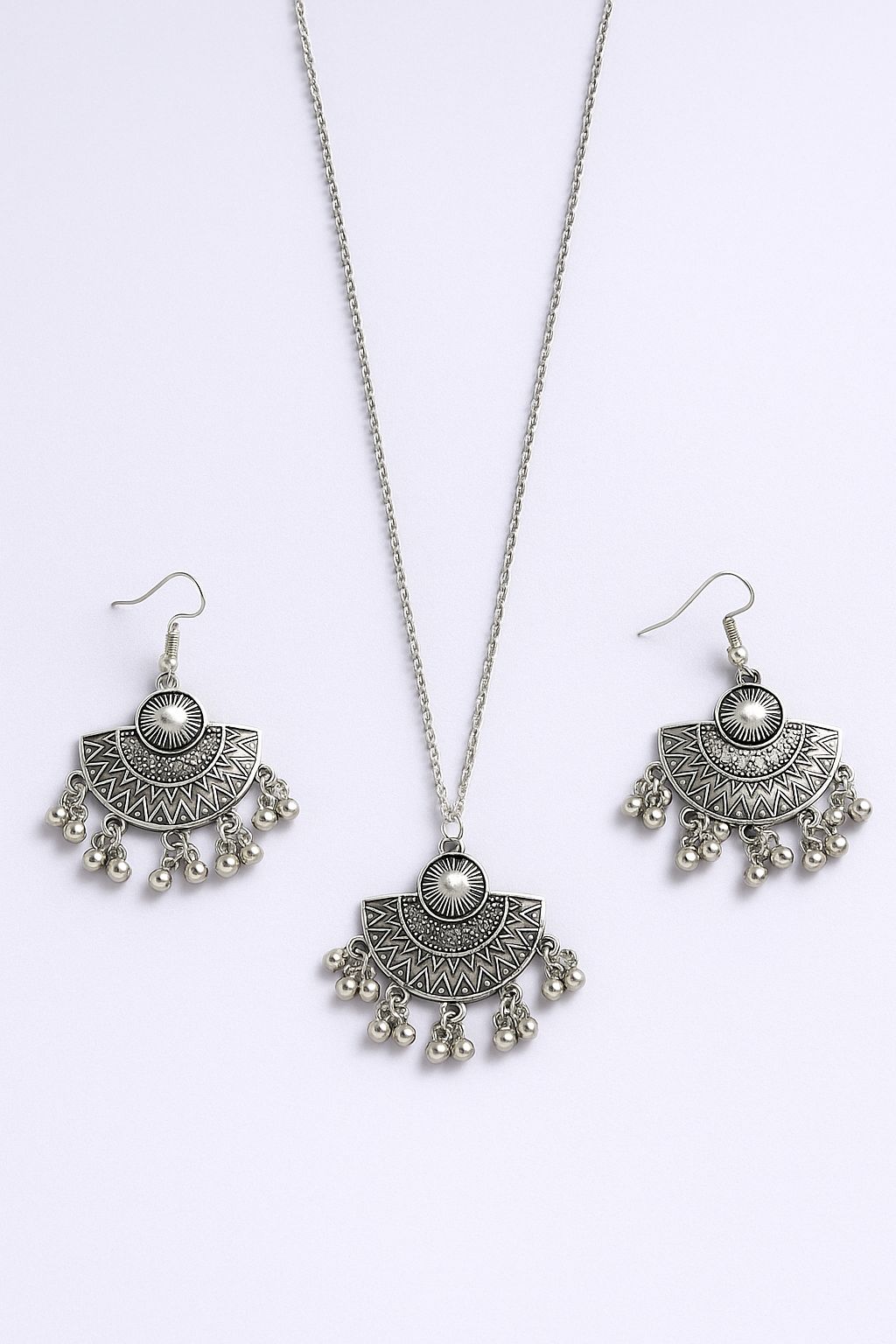 Sun Radiance Antique Silver Necklace Set