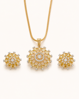 Sunburst Floral Gold Pendant Set