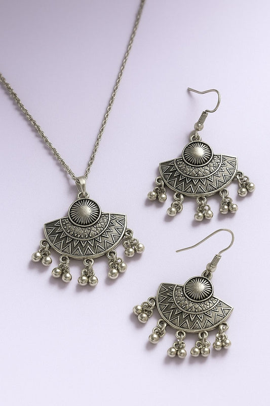 Sun Radiance Antique Silver Necklace Set